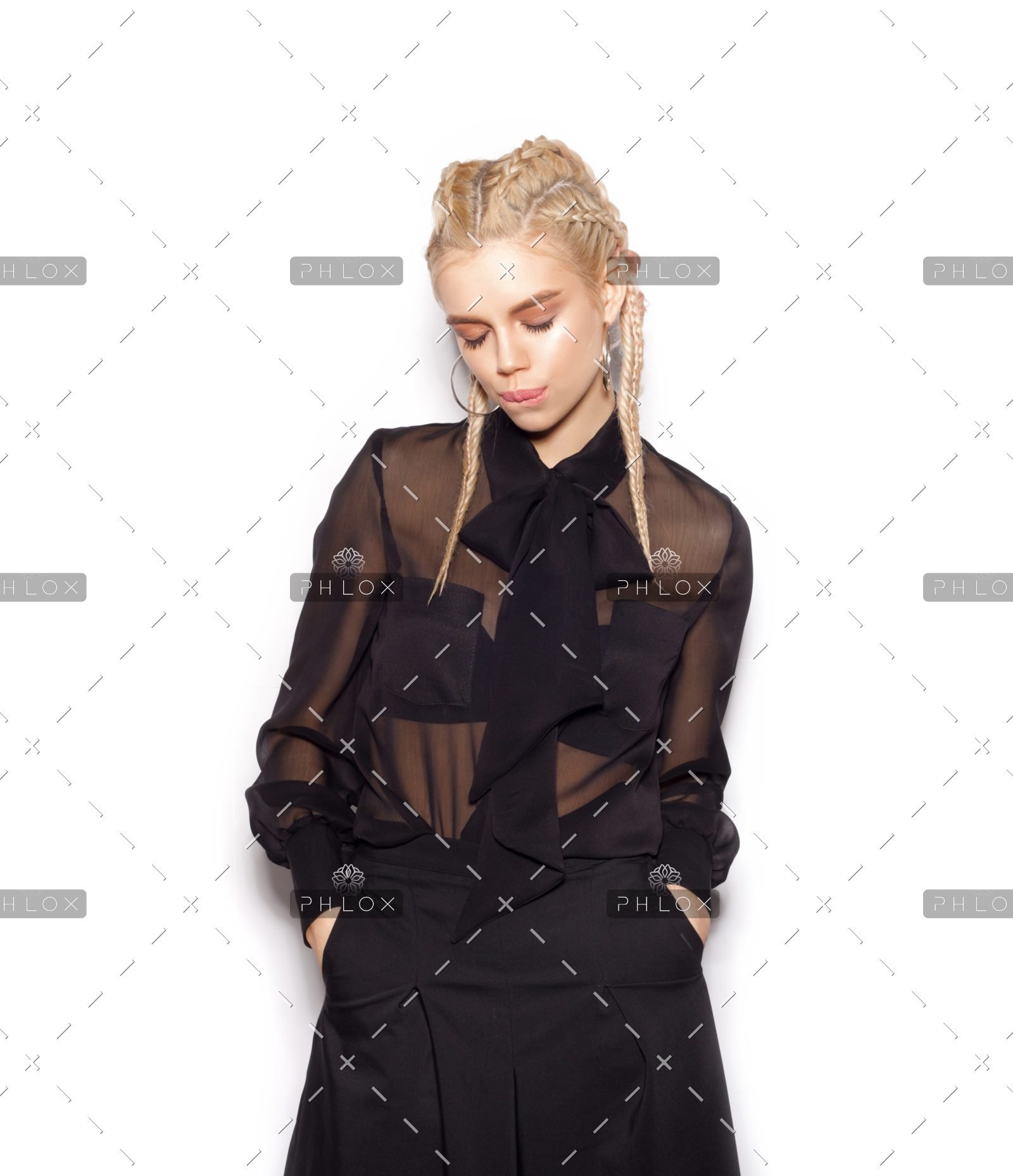 demo-attachment-1189-beautiful-woman-in-black-dress-PJ6X3BG-e1607148019563